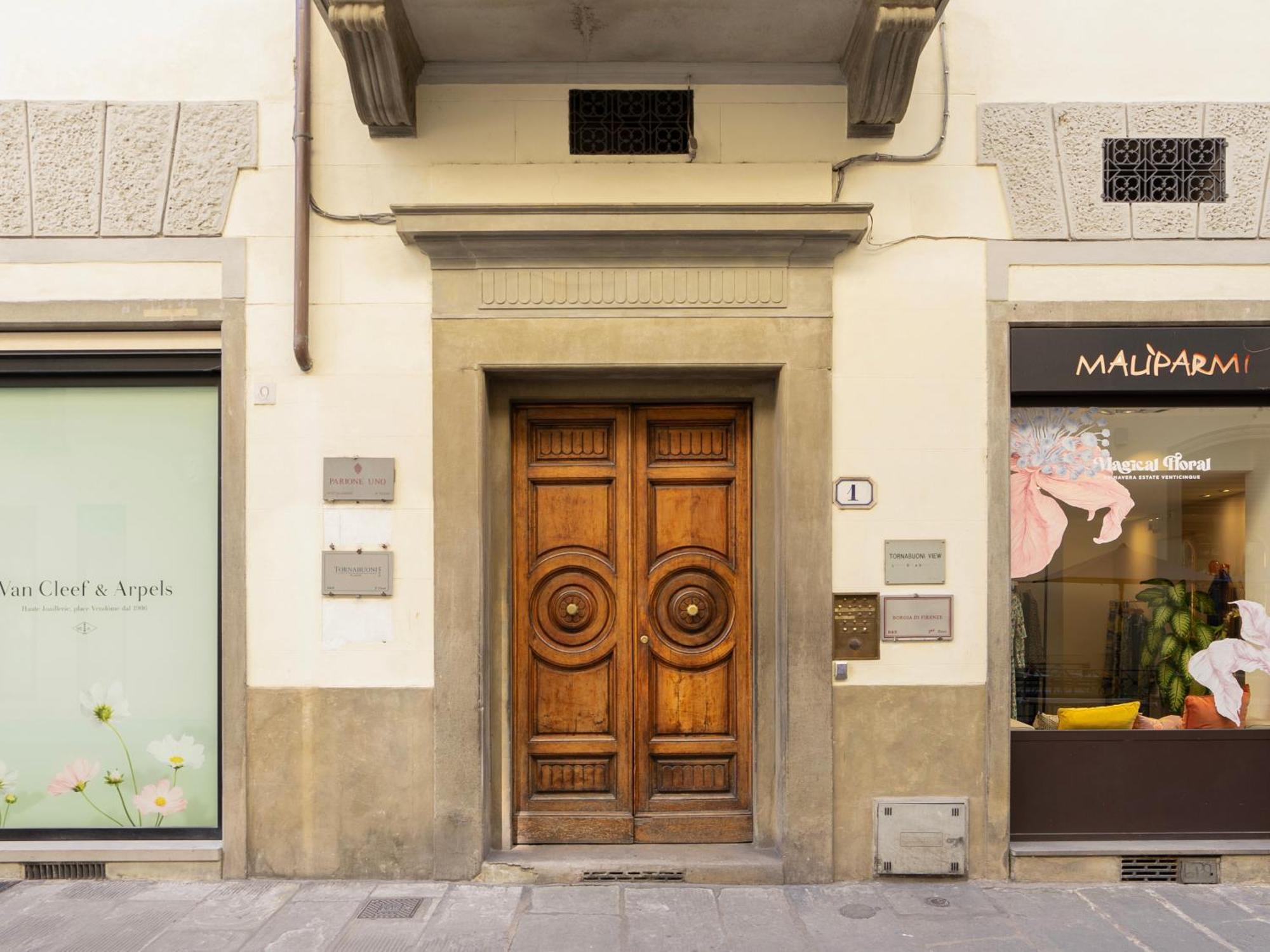 Giglio & Viola Borgia Apartment Florence Exterior photo